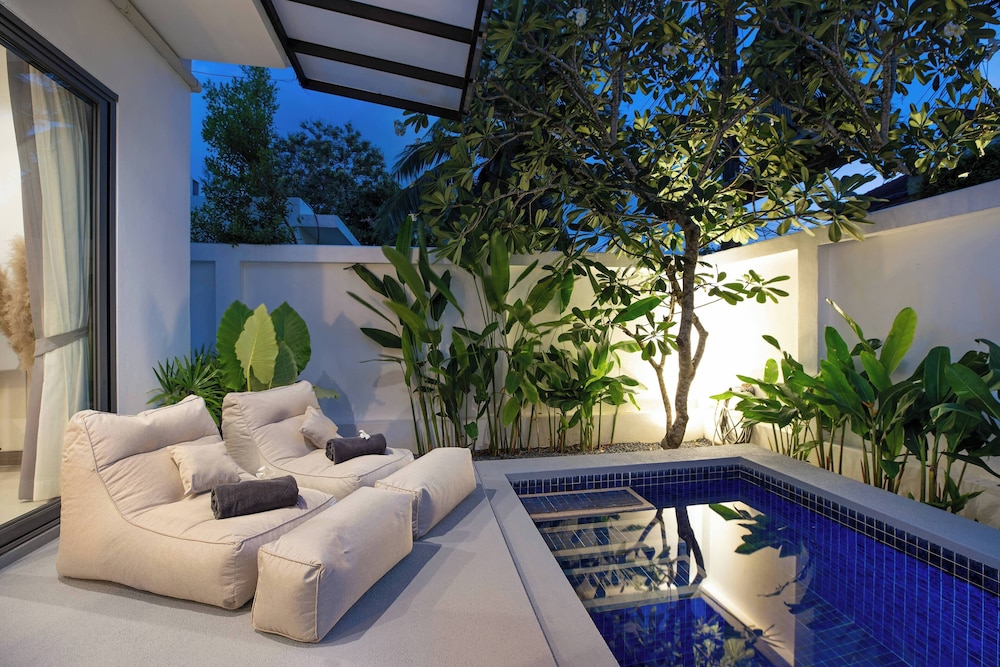 Private Pool Villa Casafit near Laguna