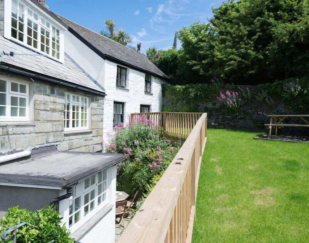 Poplar Cottage
