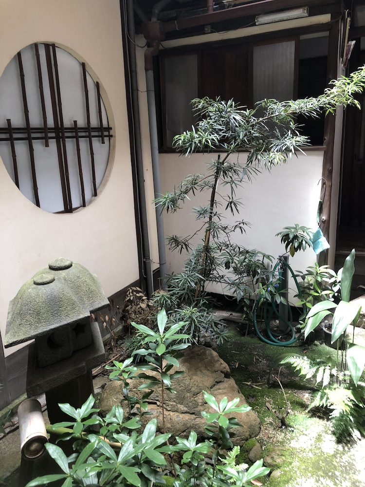 Higashiyama Hotel