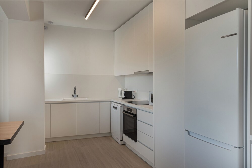 Phaedrus Living: Travertine Residences 101