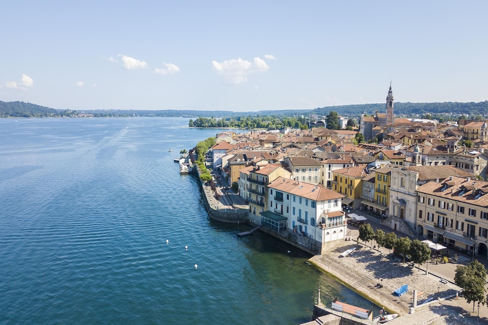 Il Nido Del Cigno Pied Dans l eau view 5
