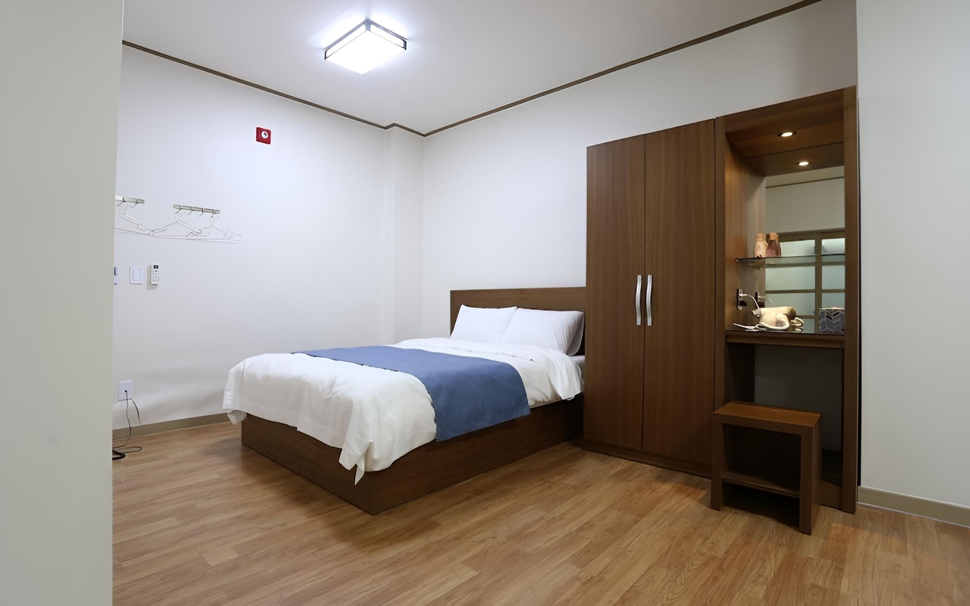 Hyundae Motel
