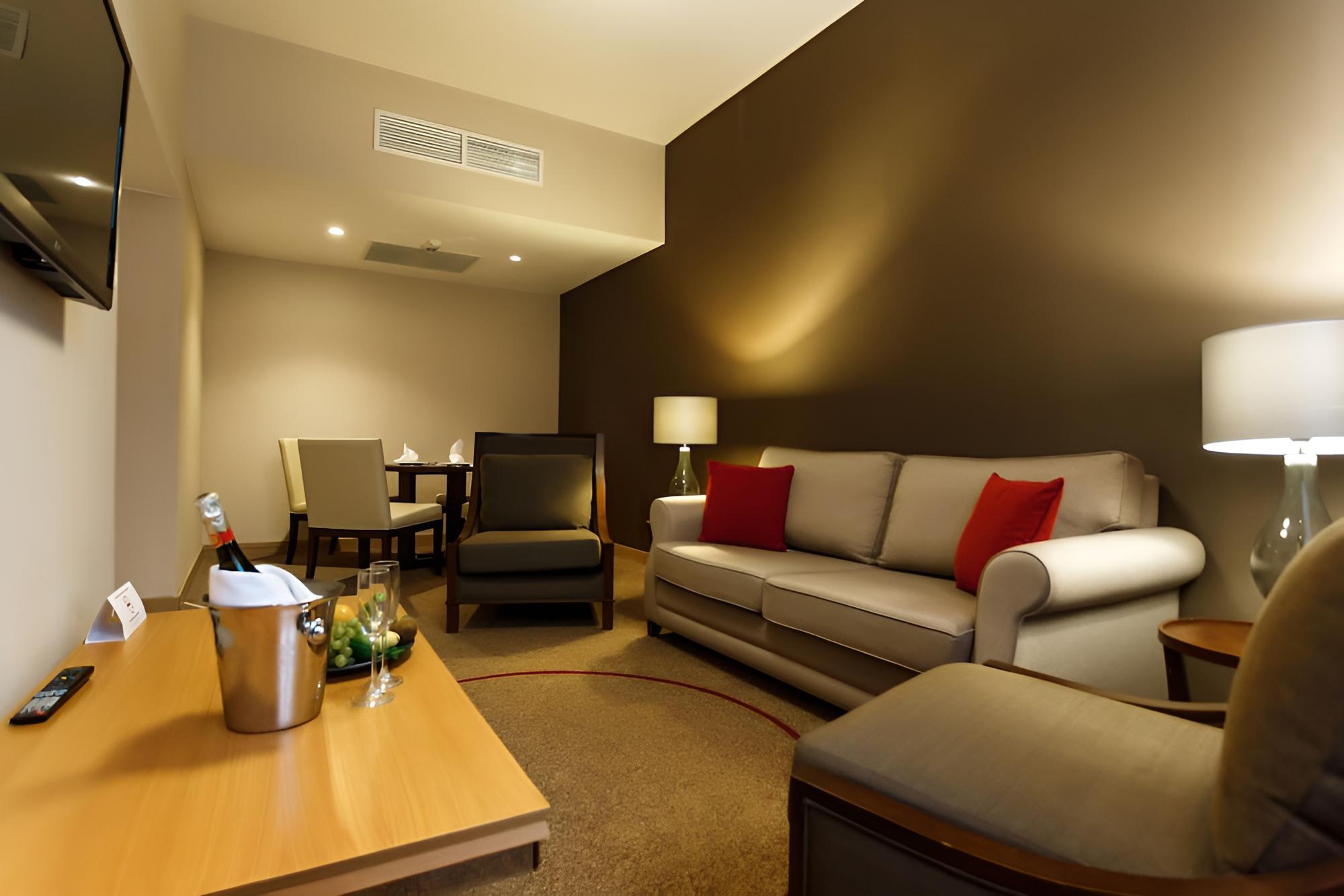 Panorama By Mercure