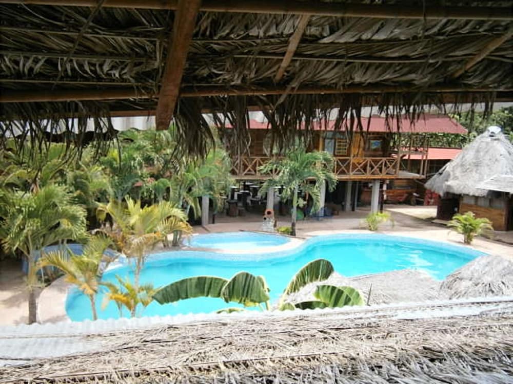 Madera Labrada Lodge