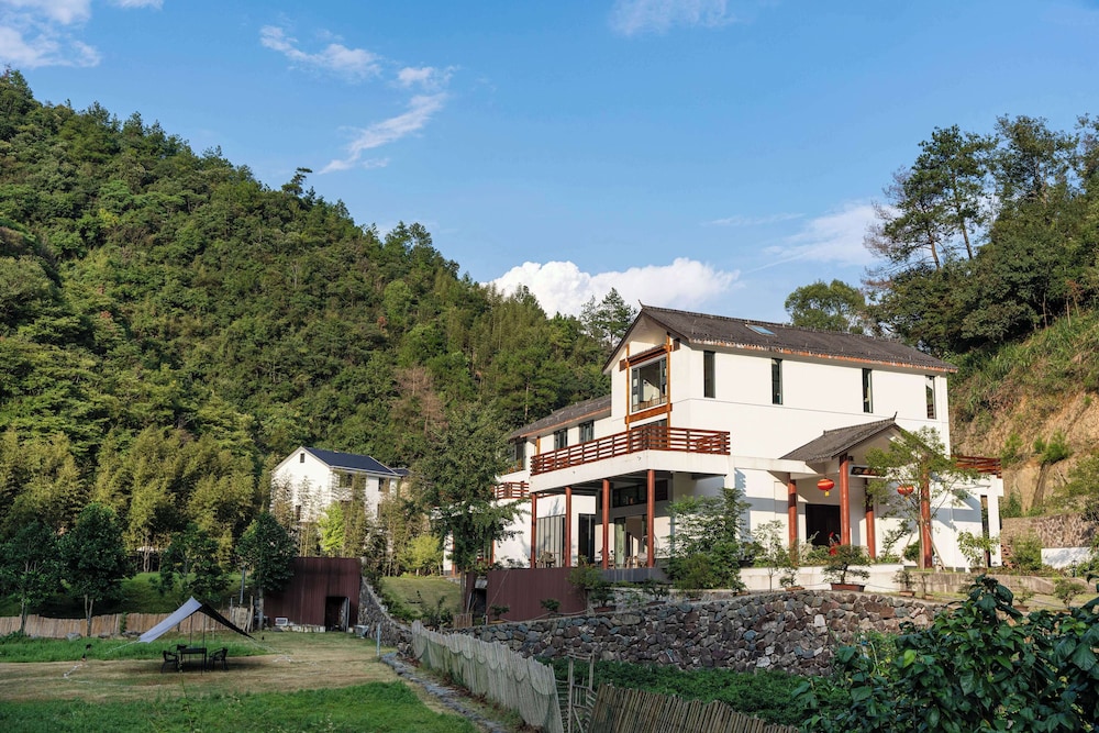 XiangLu YiMo Valley Retreat Guesthouse