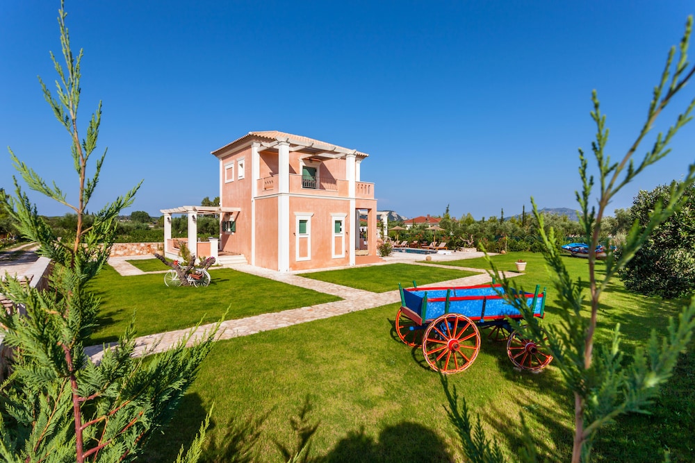 Agro Art Boutique & Luxury Villas