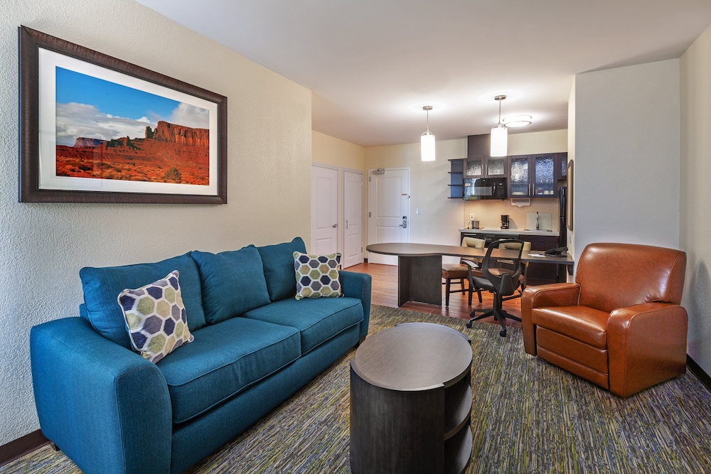 Candlewood Suites Houston North I45 by IHG