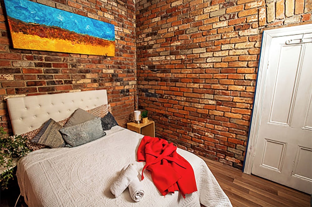 Fitzroy cottage-10pax. 10mins City CBD