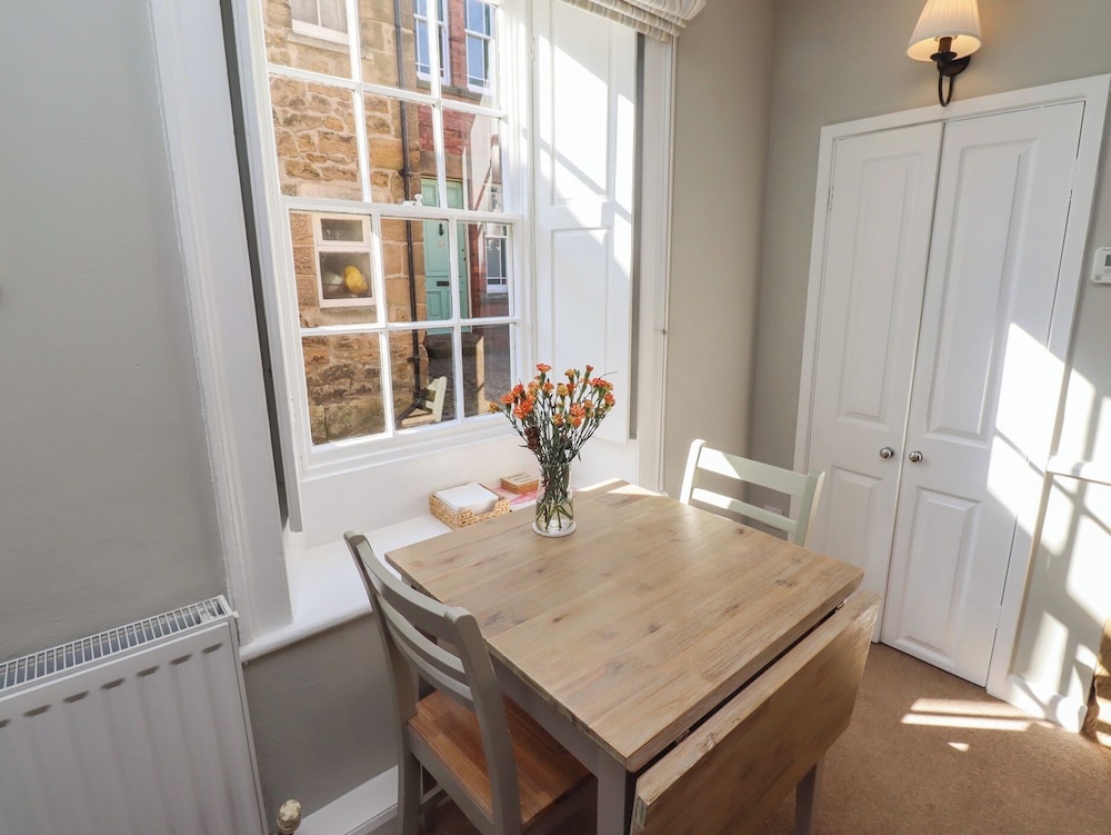 Aln Cottage