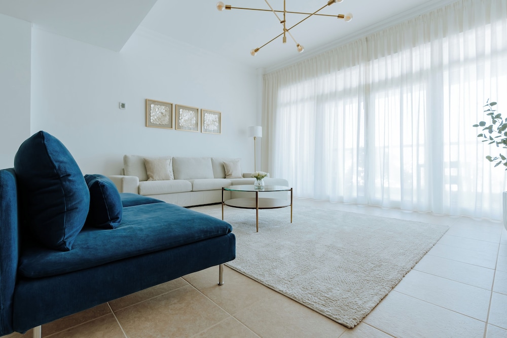 1BR with Ocean Views Palm Jumeirah