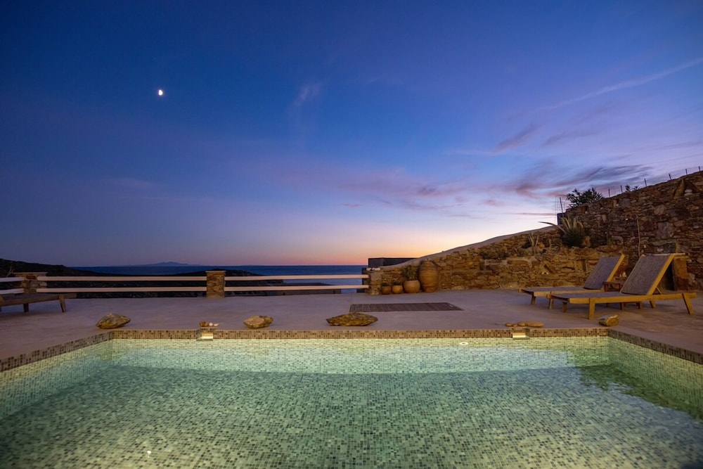 Rmos Seaside Villa A With Private Pool