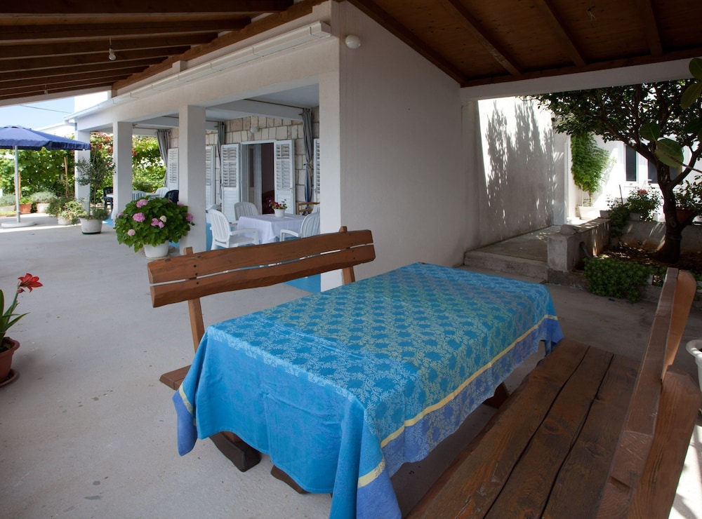 Apartments Toplak