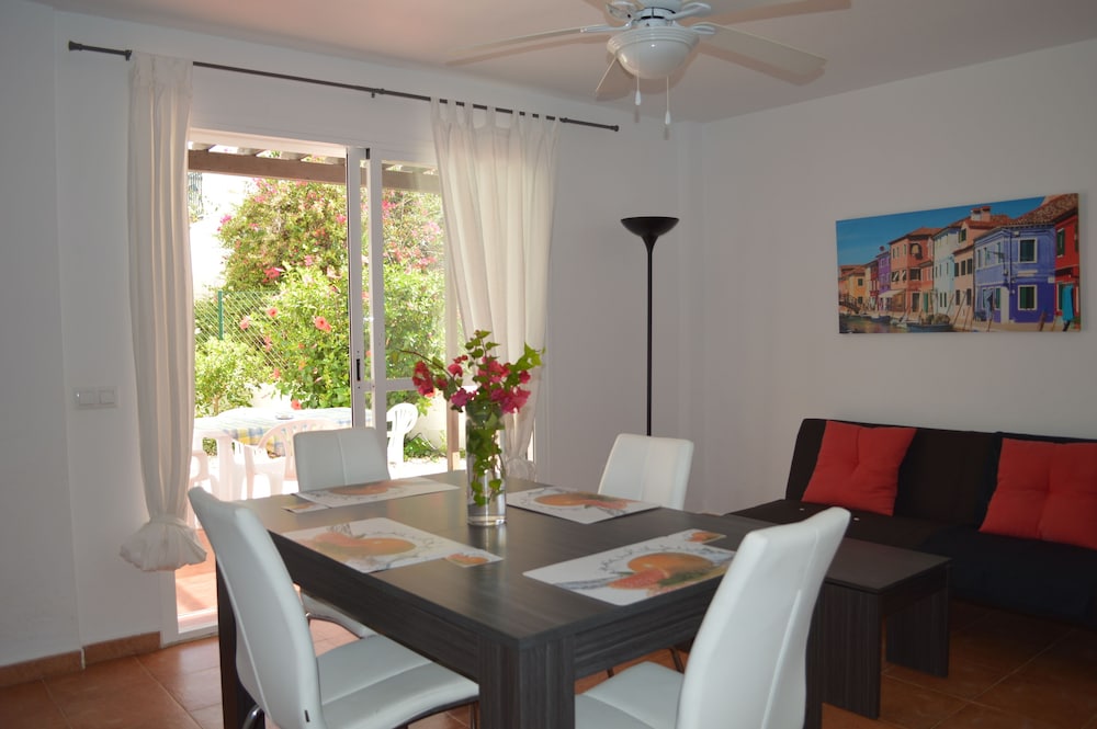 Hotel Apartamentos Natura World - Image 1