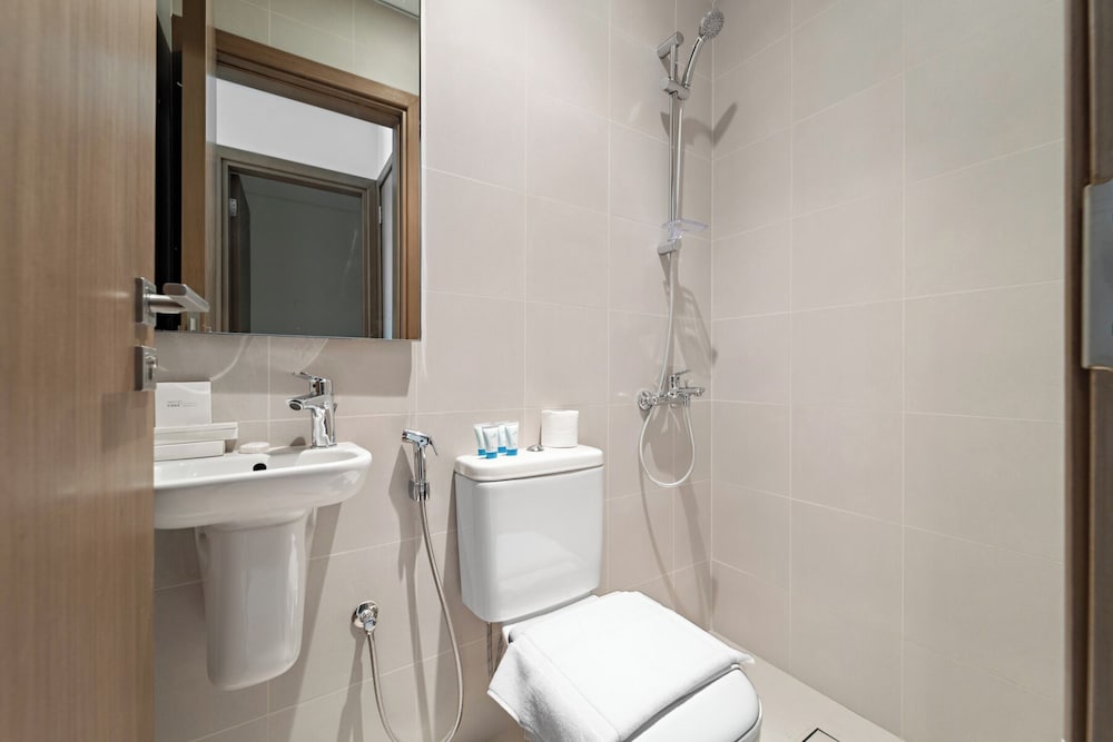 2BR M Peaceful Yet Central Dubai
