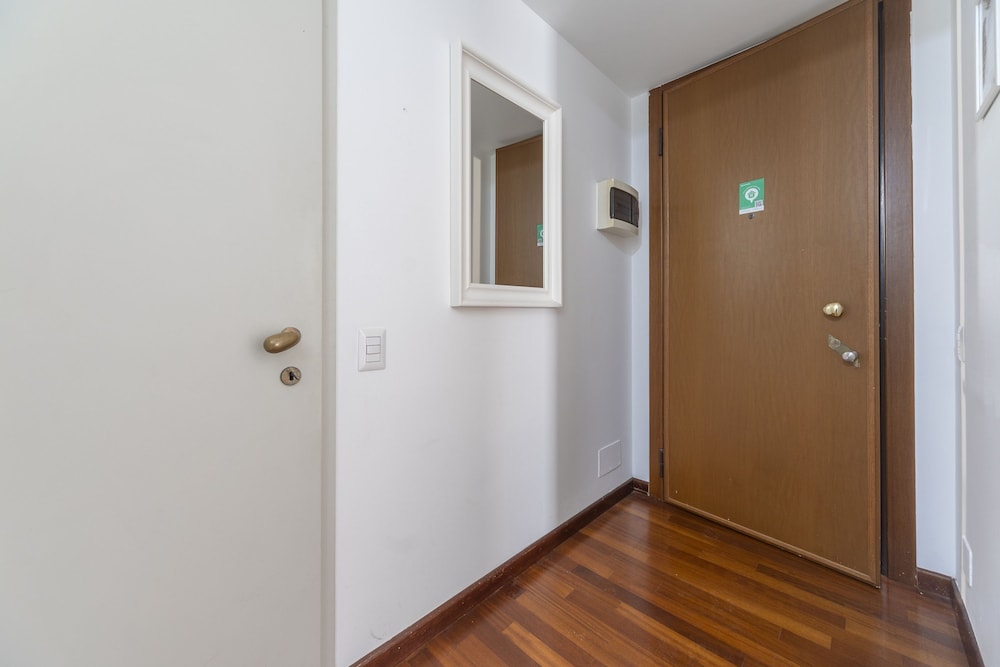 S Marco - Bright Central 1bdr With Balcony in Brera