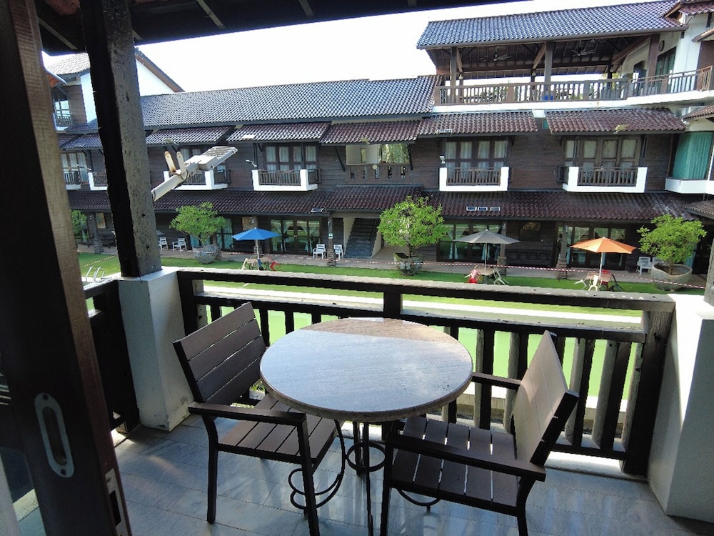 Villa D'Acqua Homestay