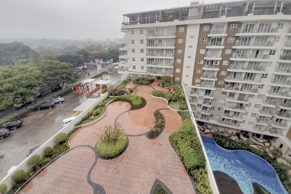 Modern And Homey 3Br Apartment At Gateway Pasteur