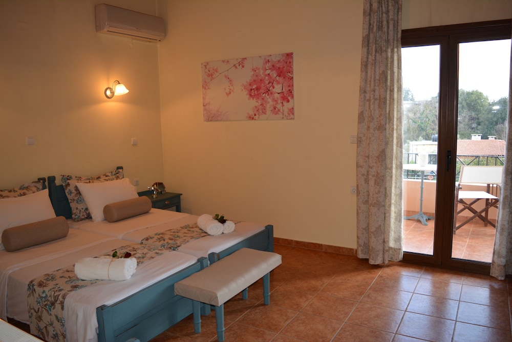 Elianthos Villa