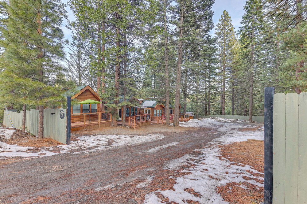 Peaceful Lake Almanor Cabin: Fish, Hunt + Hike! view 5
