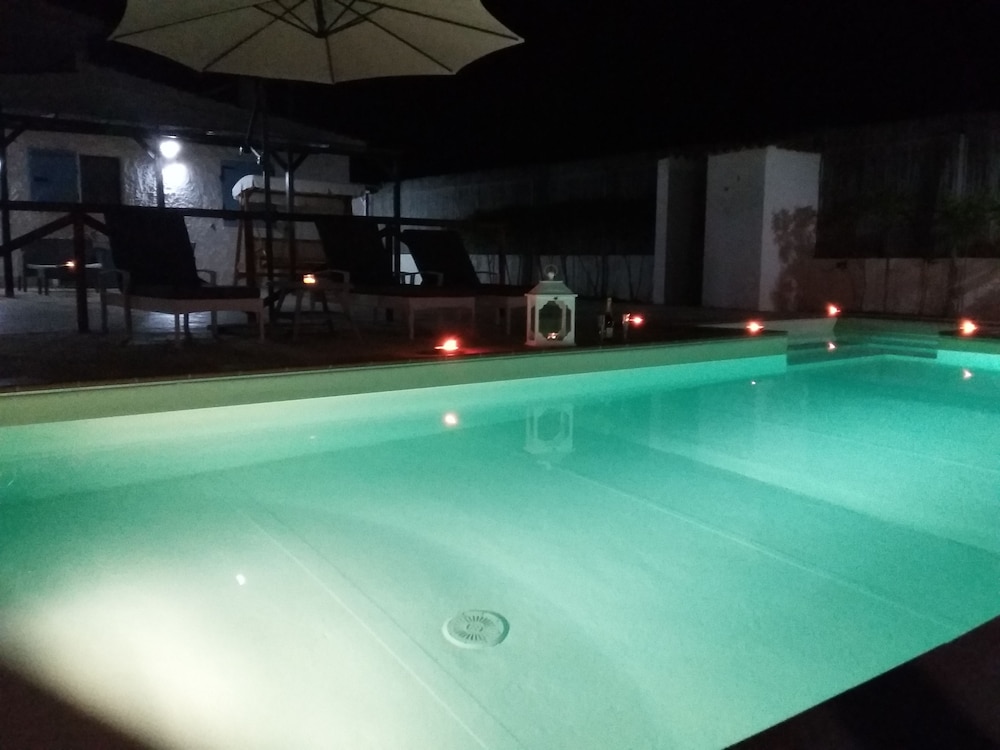 Villa White&Blu