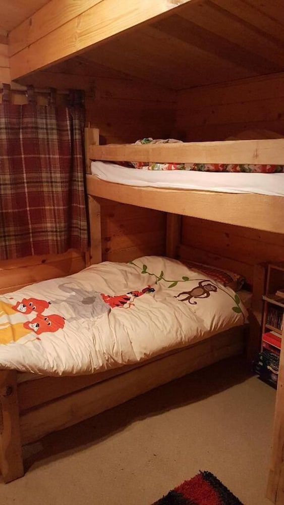 Sutton Coldfield Vacations - Charming 2-bed Cabin in Sutton Coldfield - Property Image 32