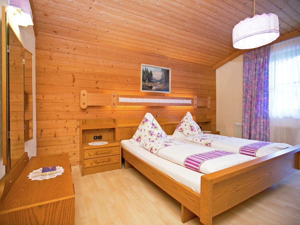 Chalet in Leogang Salzburg, With Garden view 3