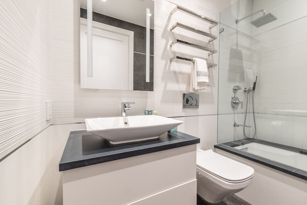 Hawthorn II by Rove Travel 3BR Apartment