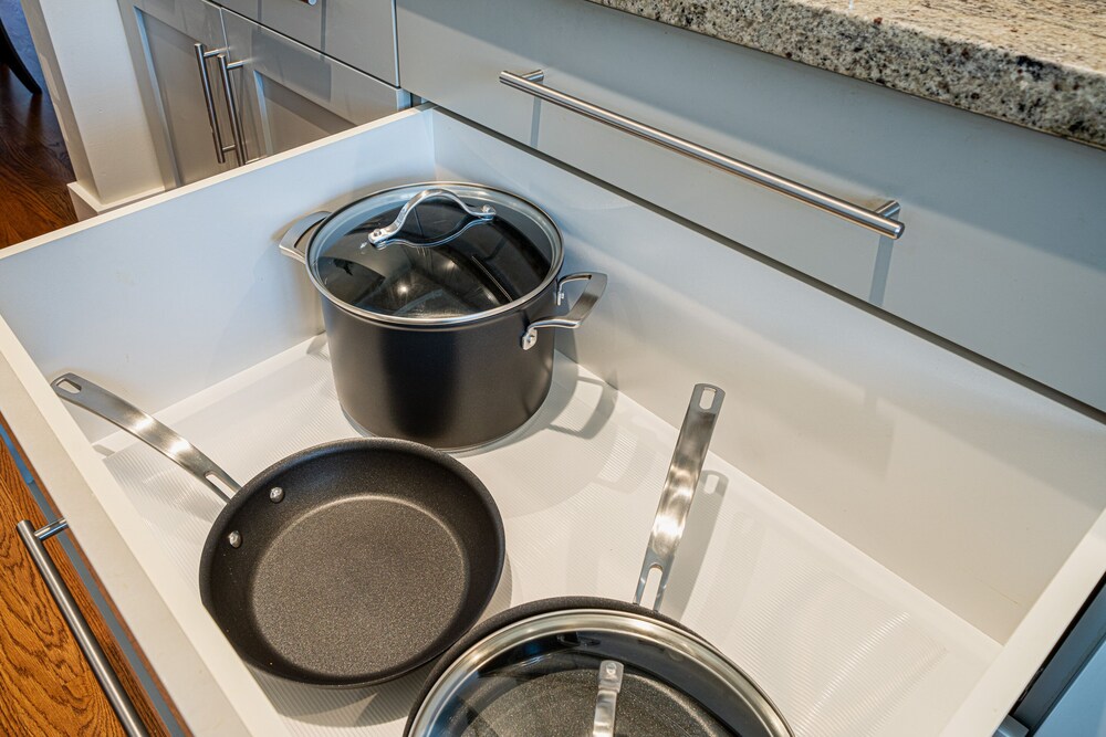 Elegant & Cozy Escape West Vancouver