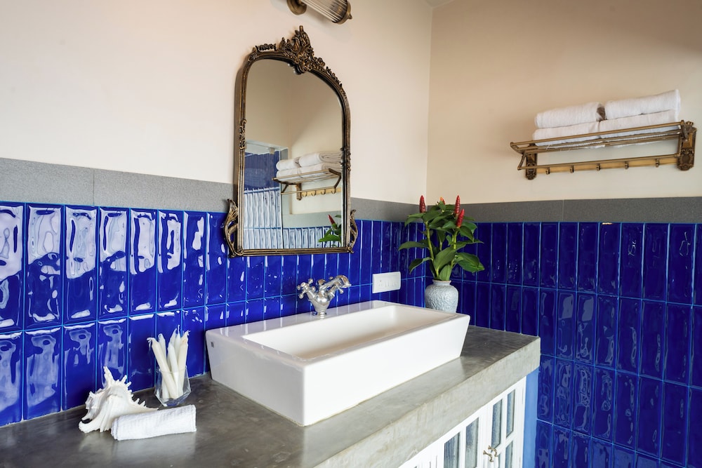 Elivaas Bludoor 5-BHK Pet Friendly Villa