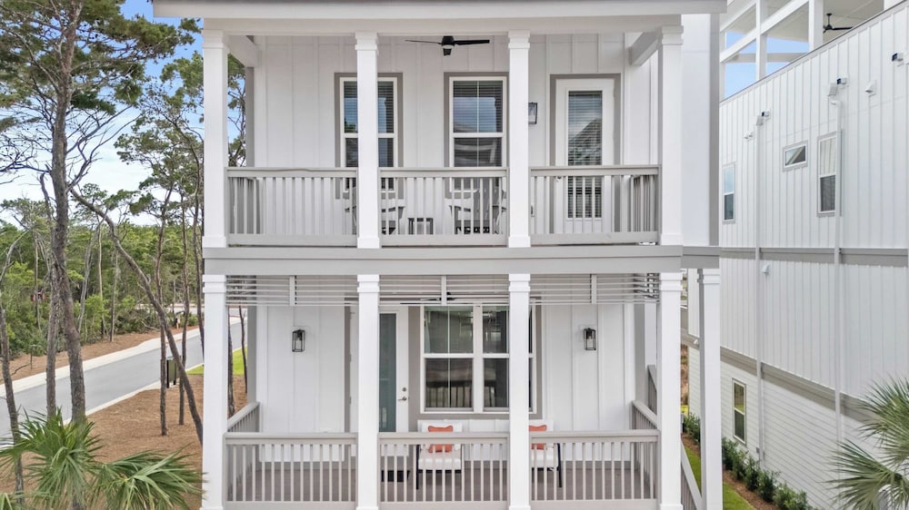 Rooftop Deck w/ Ocean View, Pool, Walk to Beach! Coastal Canopy by Avantstay