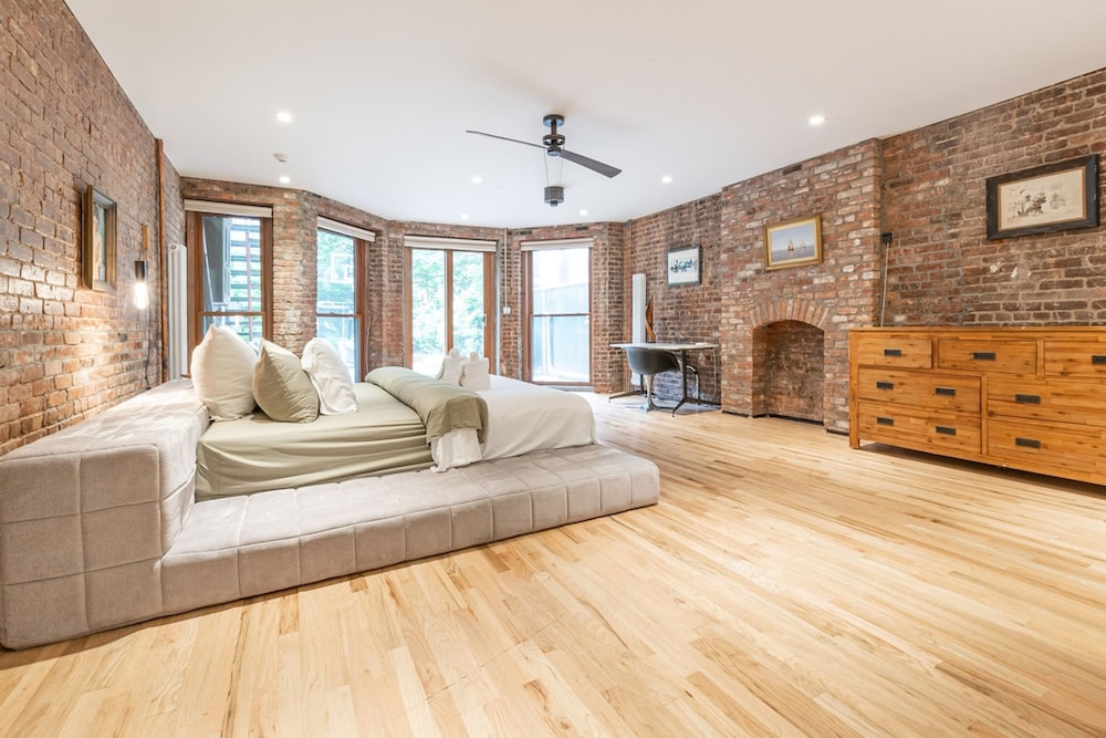 Hawthorn I by Rove Travel 3BR Duplex Loft