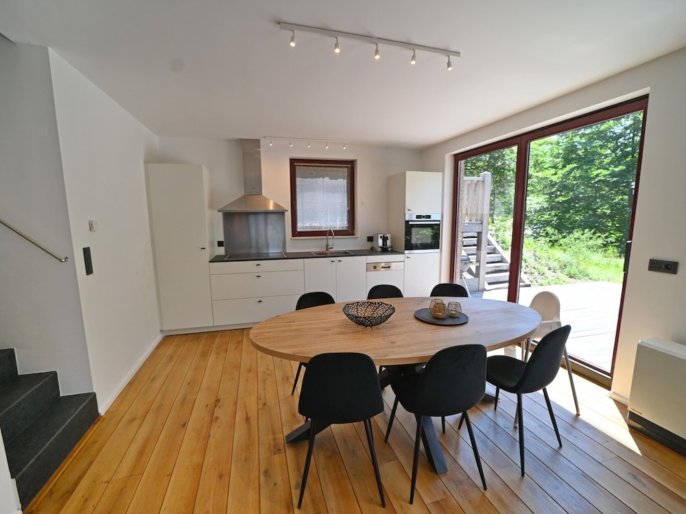 Villa in Durbuy With Jacuzzi & Golf Access