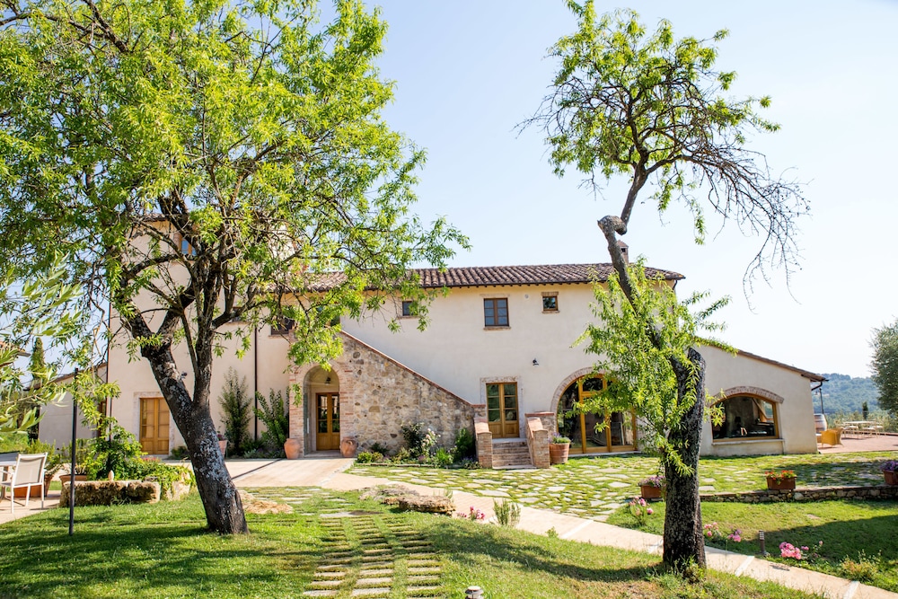 Le Buche Wine Resort & Spa