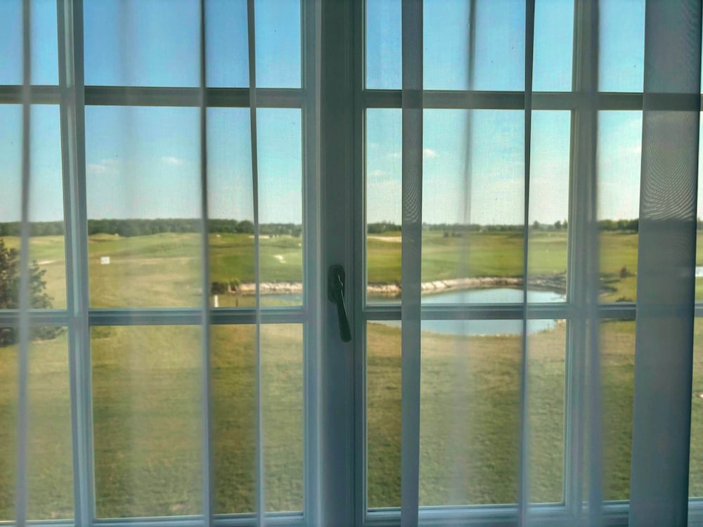 Apartments by Prague City Golf