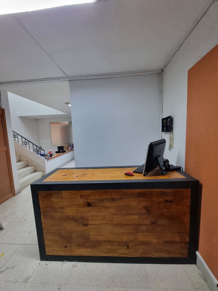 Residencia Ximatario view 2