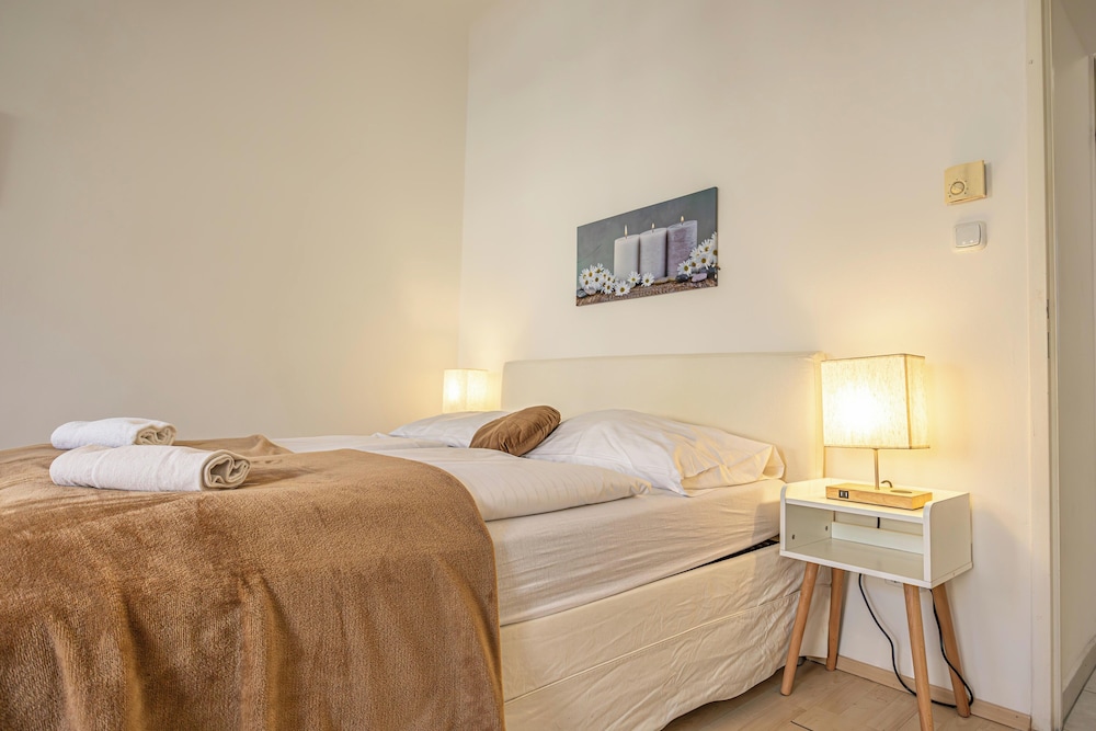 1BR Apt Smart TV Fully Equipped Longstay
