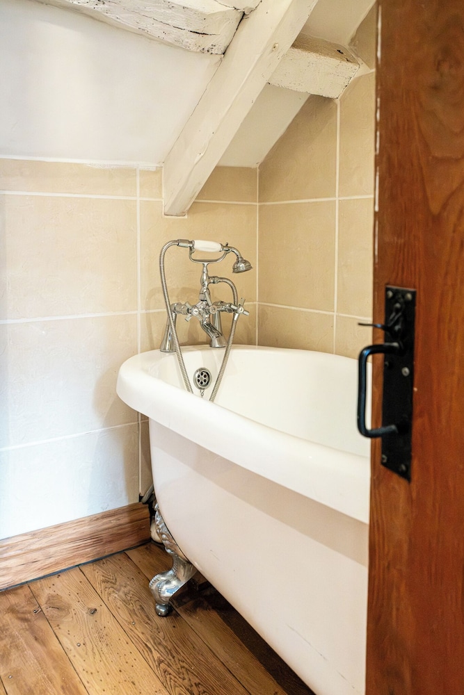 Eilmers Cottage Lovely 4BD in Malmesbury