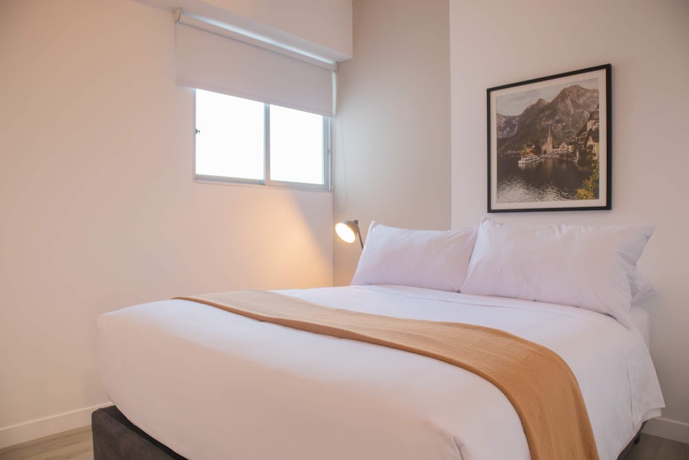 w Minimalist 2BR w Balcony in Barranco