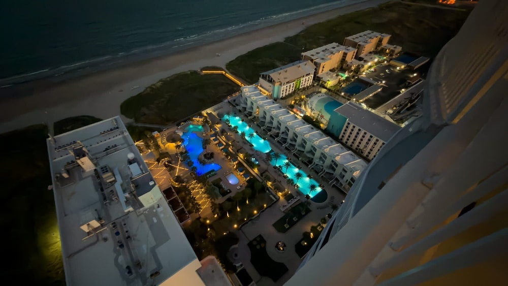 Penthouse Jr Unrivaled Luxury Insane Views 3 Bedroom Apts
