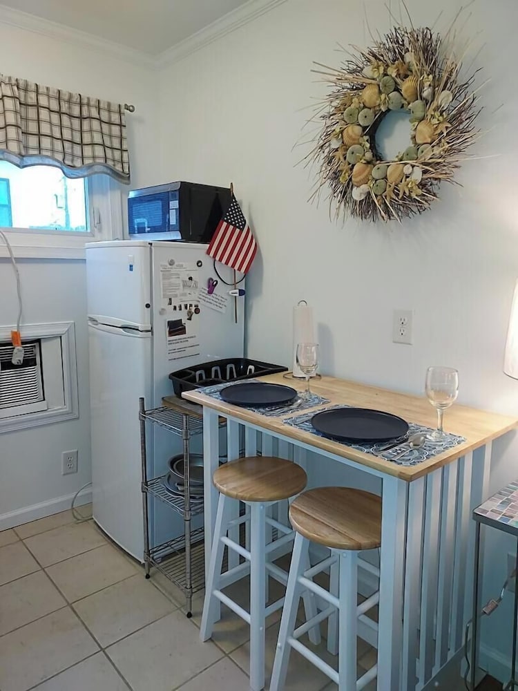 Wilmington Avenue 12 #5