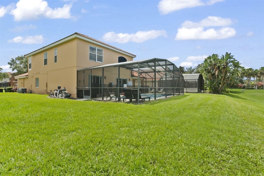 Your Dream Disney Retreat Awaits