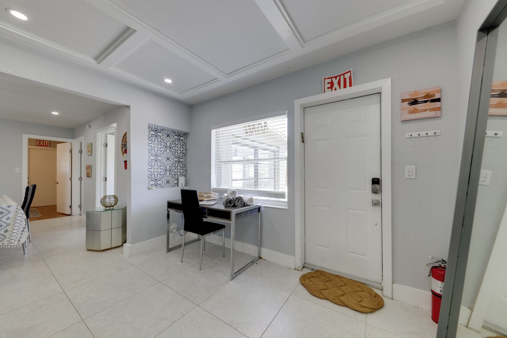 3 Mi to Beach: Home w/ Outdoor Space in Hollywood