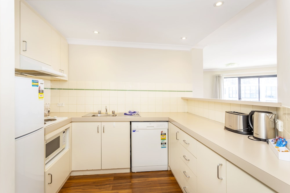 Perth West End Apartment 406 view 4