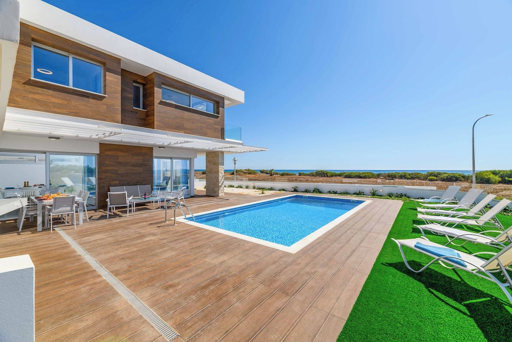 Infinity View