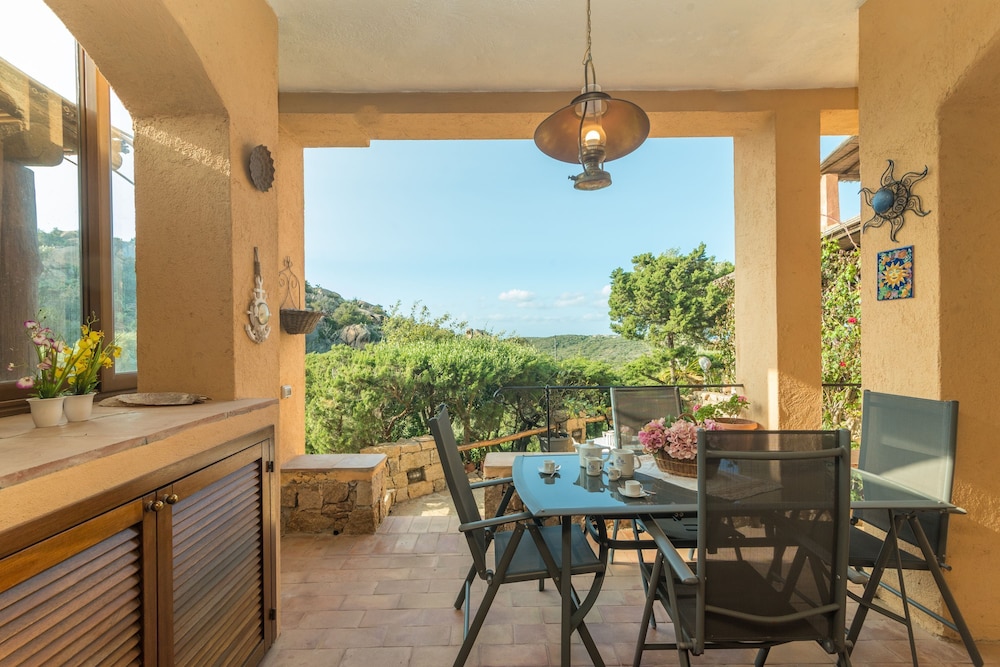Alba Rossa Apartment