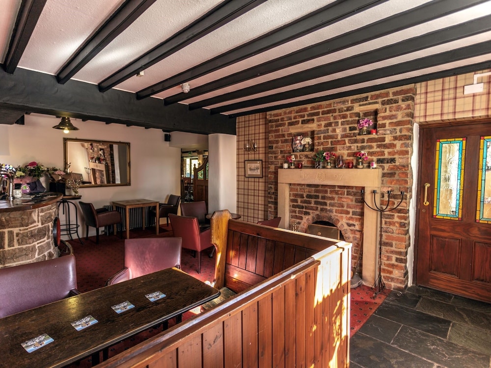 The Holly Hill Inn