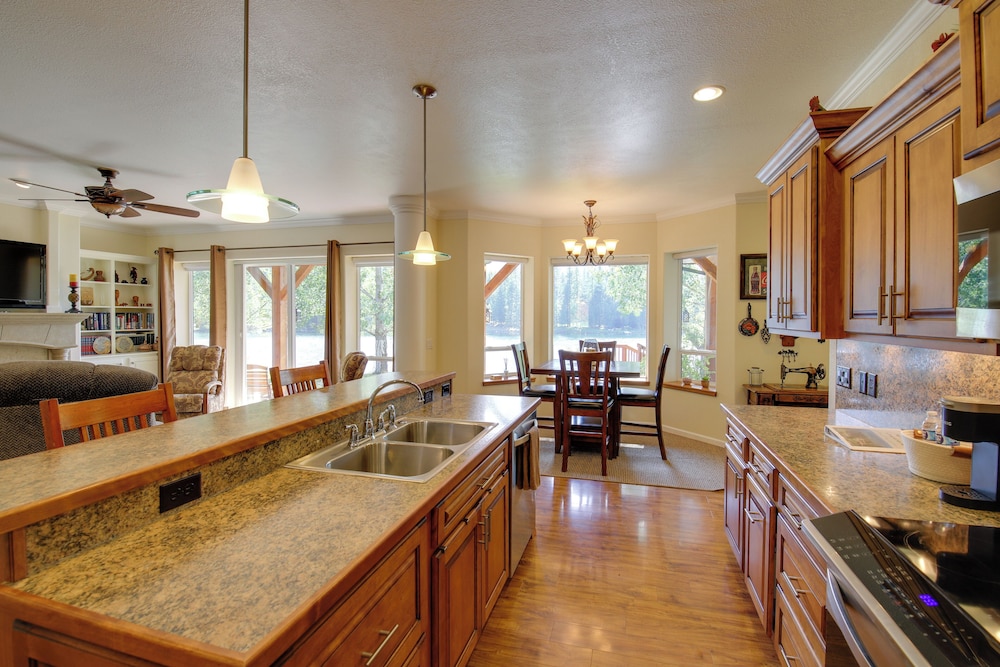 Clark Fork Riverfront Home w/ Dock!
