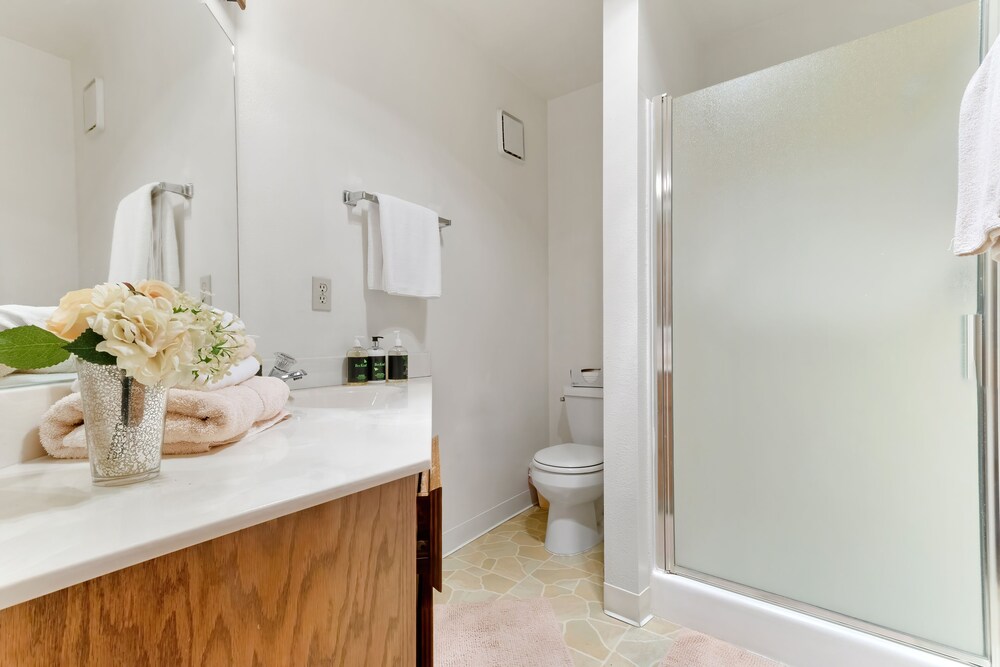 Year Round Condo Near Village Pets OK SD#9 by Bear Valley Vacation Rentals view 3