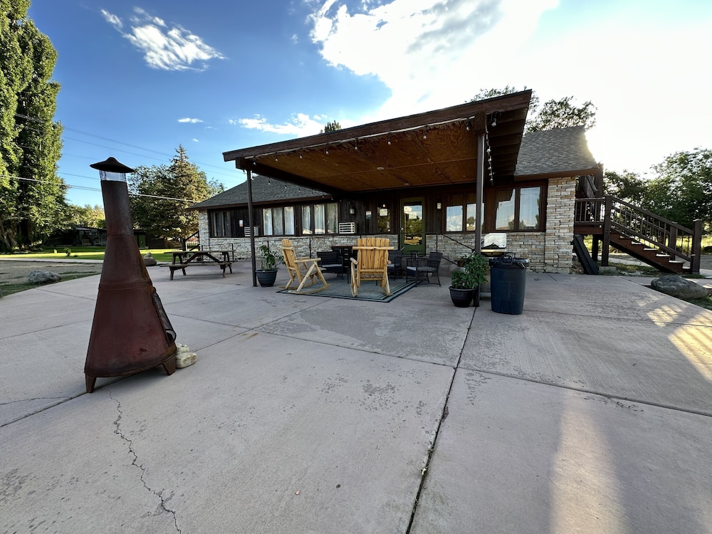 Moosehead Lodge & Cabins