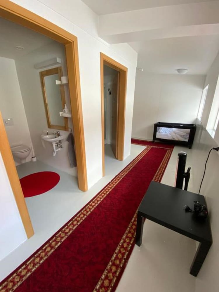 Kirkjufell Guesthouse and Apartments